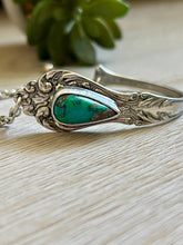 Load image into Gallery viewer, Handmade Vintage Up-Cycled Sterling Silver 1896 Spoon Bracelet with Gem Silica
